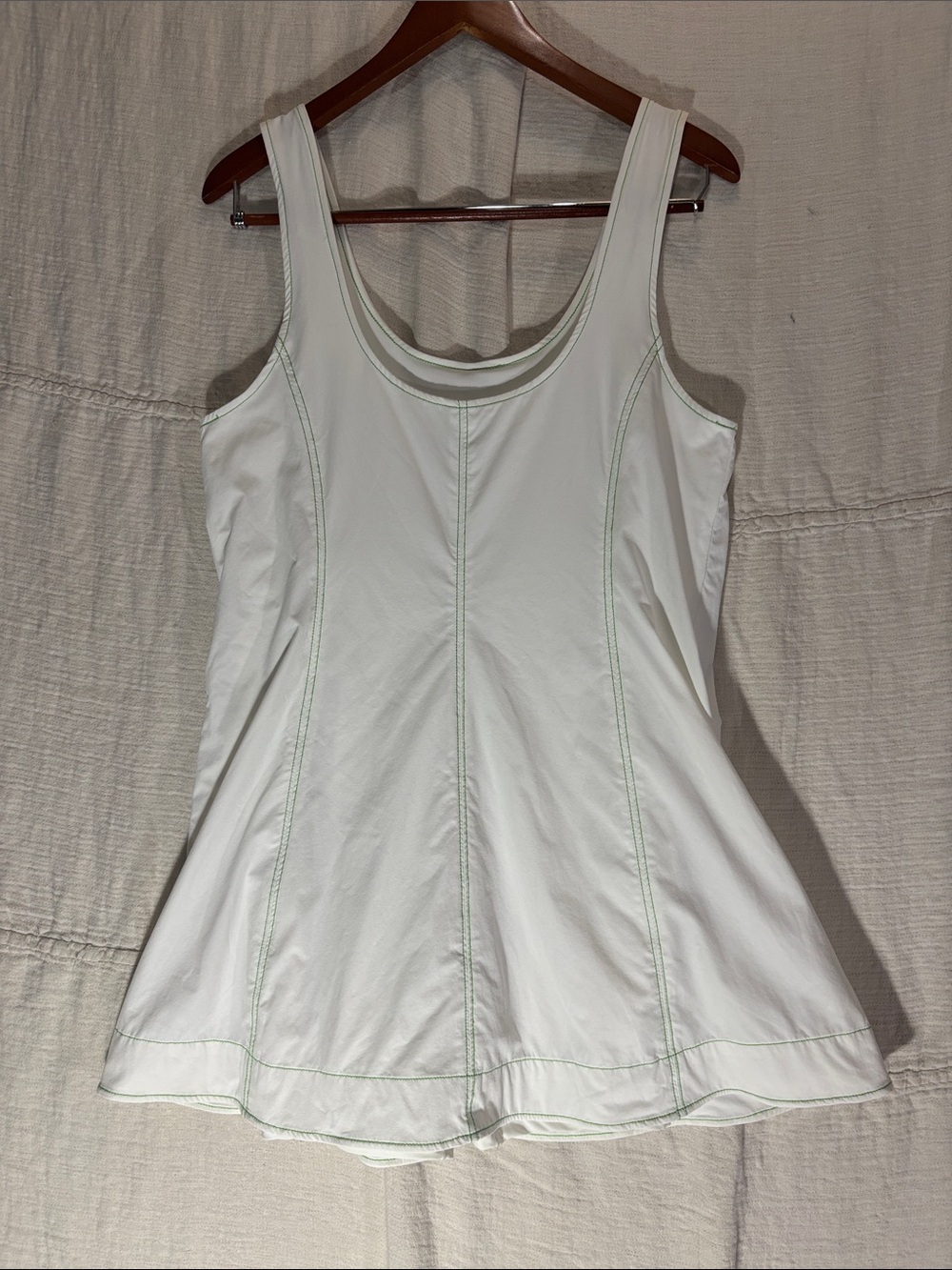 Outdoor Voices WhiteEnergy Dress XL EUC Mint Contrast Stitching - Picture 9 of 9